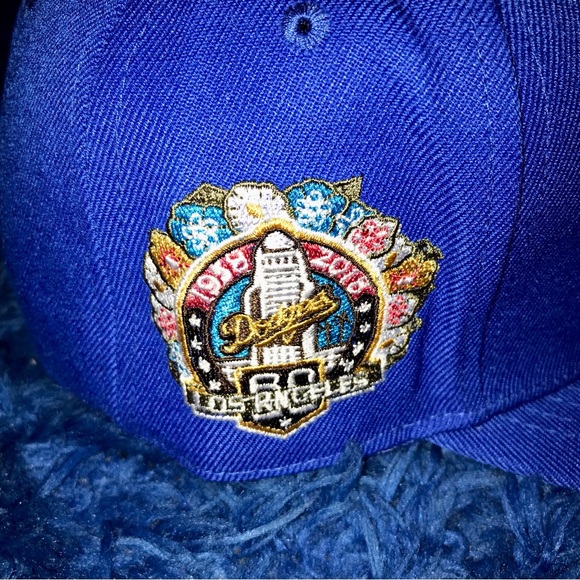 LA Dodgers Snapback - Picture 2 of 2